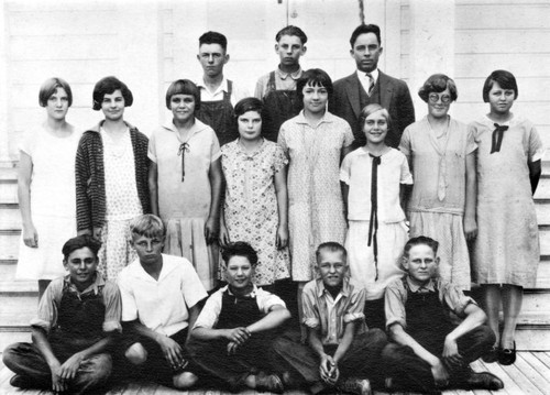 Grand Island School class portrait