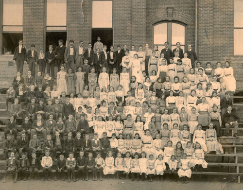 Children from Chico Normal School's Training School