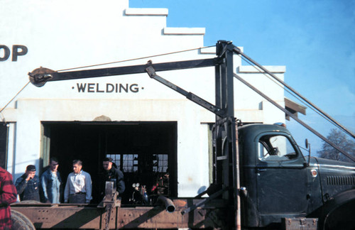 Self-loading logging truck--Soper-Wheeler Company