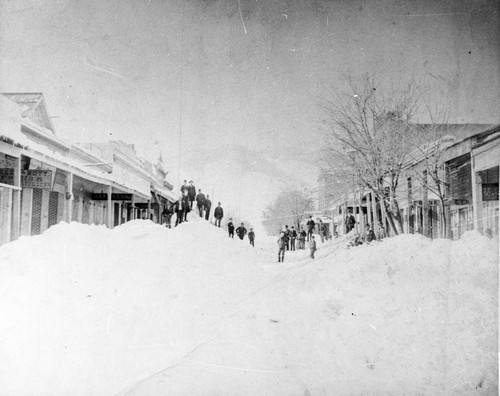 Miner Street Looking West