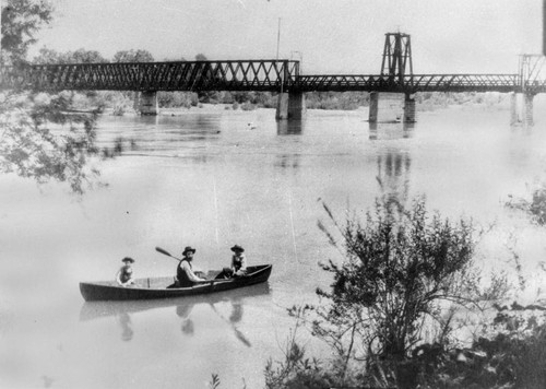 Bridge at Tehama over the Sacramento River