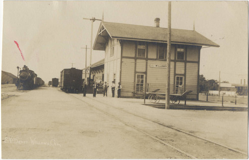 Willows Train Depot