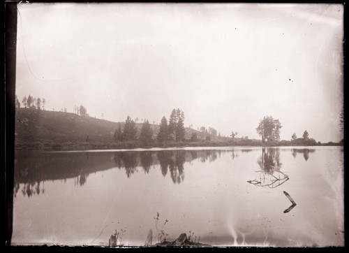 Manzanita Lake