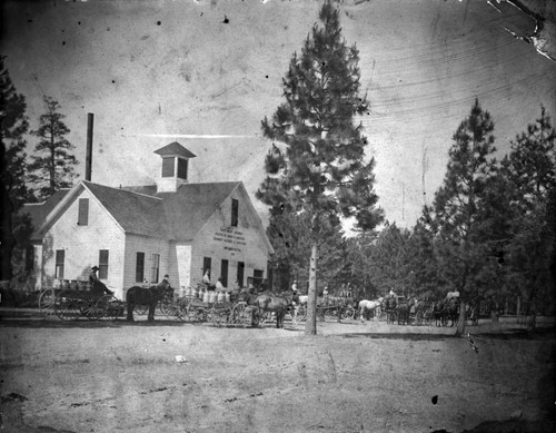 Farmers' creamery in Horn Lane