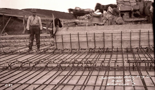 Construction on the Sacramento Valley Irrigation ditch