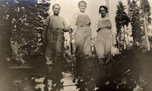 Anna Marie Patrick, Garrison Patrick and Edith Scarbrough