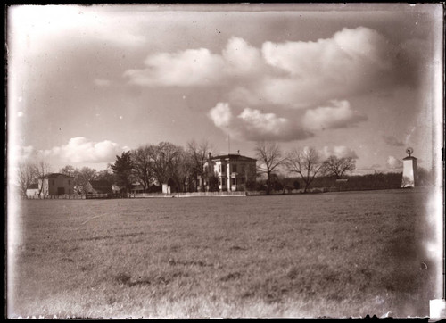 Morehead Ranch with House