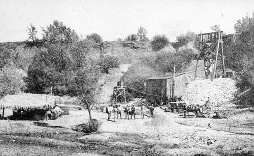 Workers at the Oroville Diamond Mine