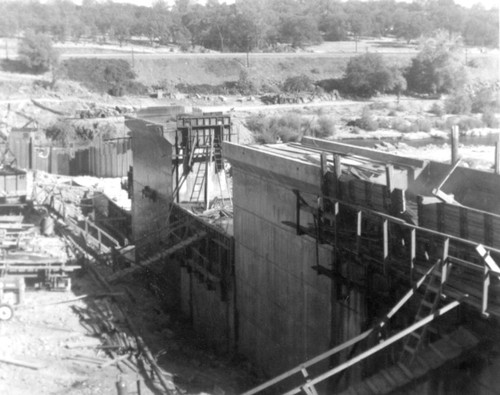 Feather River Fish Hatchery under construction