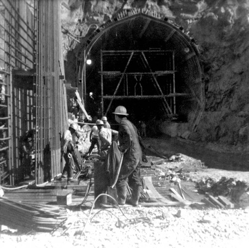 Oroville Dam construction