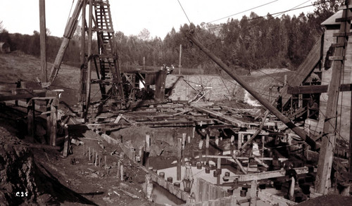 Loading the Steamboat Dover