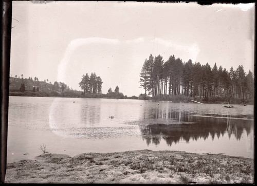 Manzanita Lake