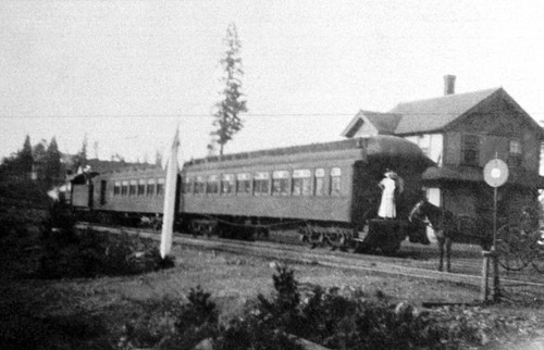 Train at depot in Stirling City