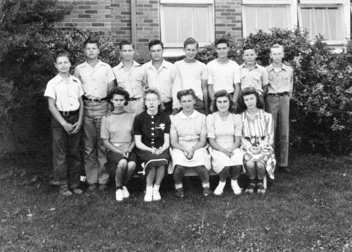 Grand Island School class portrait