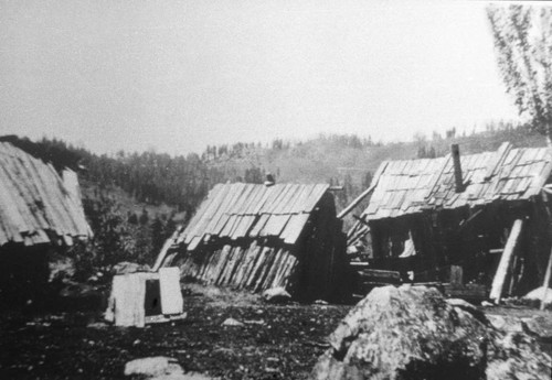 Homes of Modoc County Indians