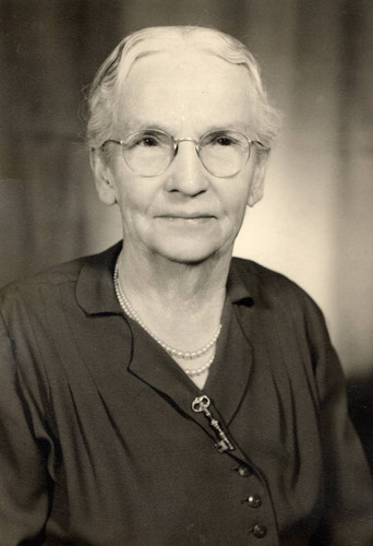 Elizabeth J. Jobe