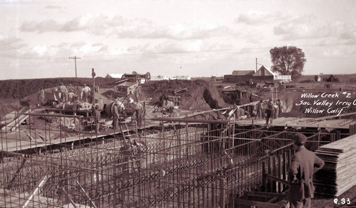 Construction on the Sacramento Valley Irrigation ditch