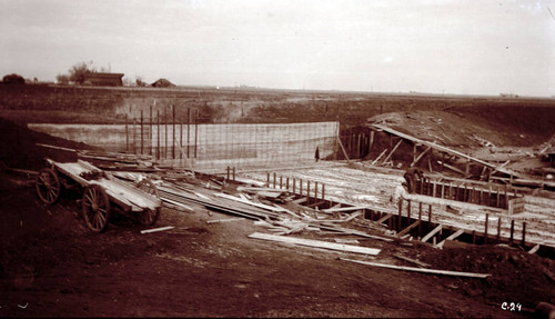 Construction on the Sacramento Valley Irrigation ditch