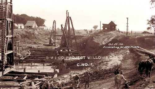 Construction on the Sacramento Valley Irrigation ditch