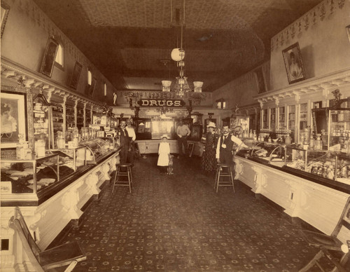 Lee Pharmacy, Chico