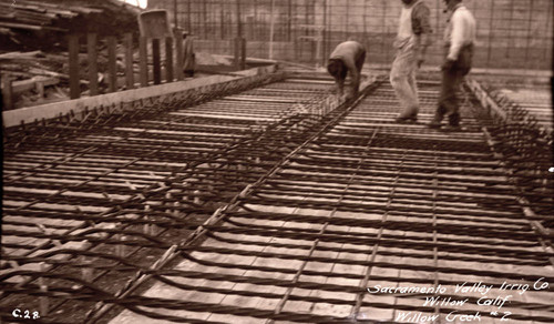 Construction on the Sacramento Valley Irrigation ditch