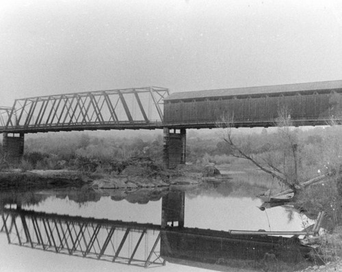 Oroville Bridge - Near Fish Barier