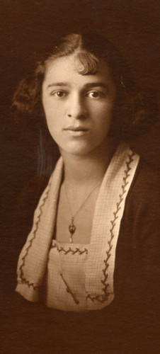 Senior Portrait of Muriel McIntyre