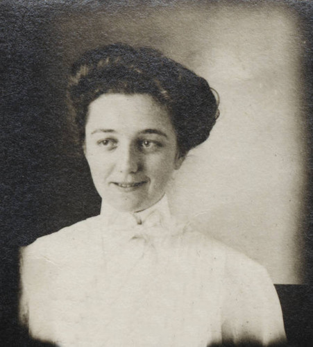 Lila Winifred White