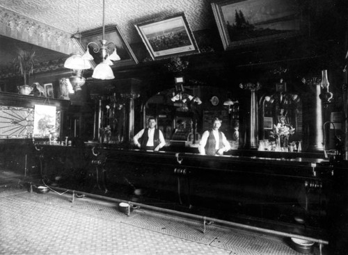 Quincy's Capital Saloon