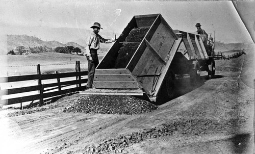 road base gravel in the 1920's