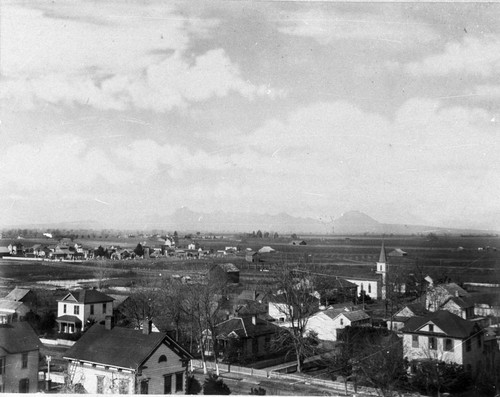 Yuba City View, Sutter Buttes in background