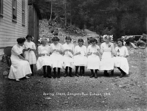 Students sewing in Sawyers Bar area