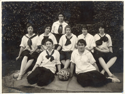 Girls Basketball Team 1914-15