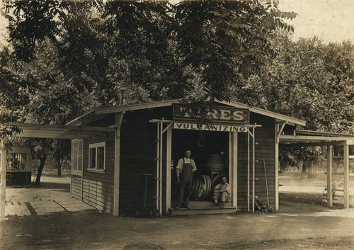 Automobile Tire Station