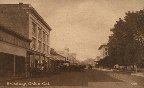 Looking down Broadway, Chico, California