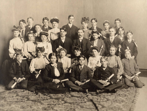 Class Portrait Old Oakdale School