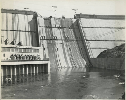 Shasta Dam