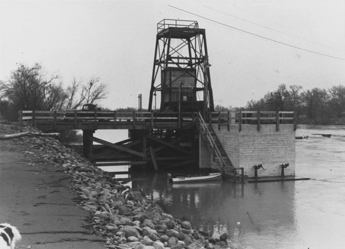 Balls Ferry fish trap