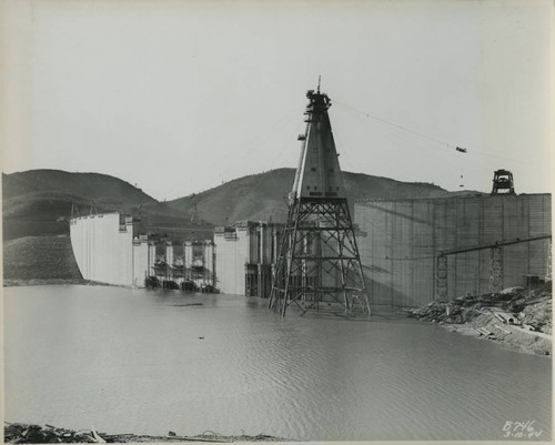 Shasta Dam