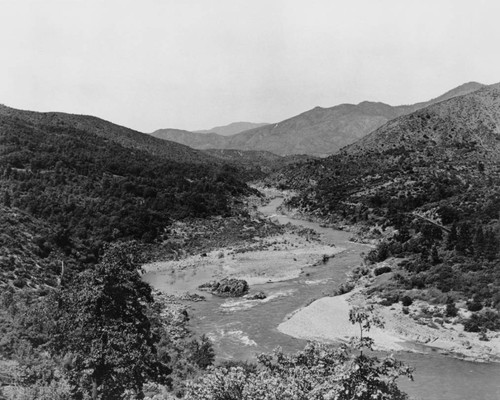 View of dam site for Shasta Dam