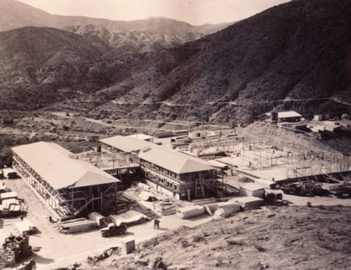 Construction of the Dormitories at Shasta Dam Village