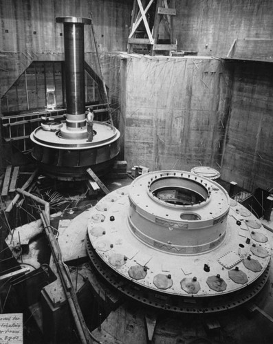 Shasta Dam: Turbine parts