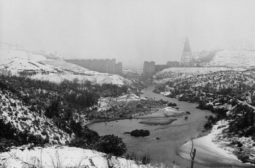 Shasta Dam construction site with snow