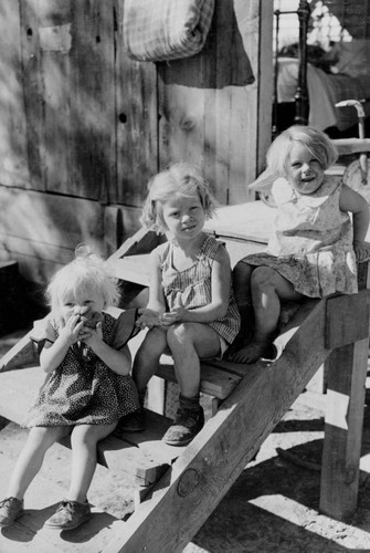 Children in squatter's cabins, Shasta Dam construction