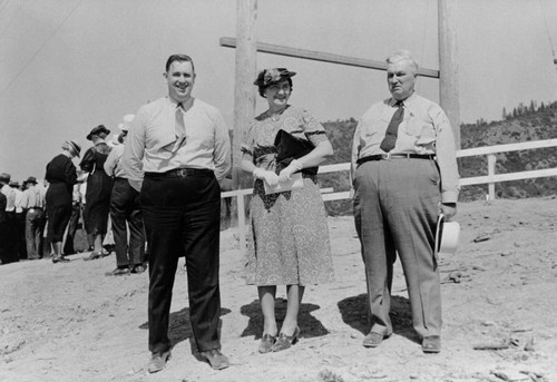 Members of inspection group, Shasta Dam construction site