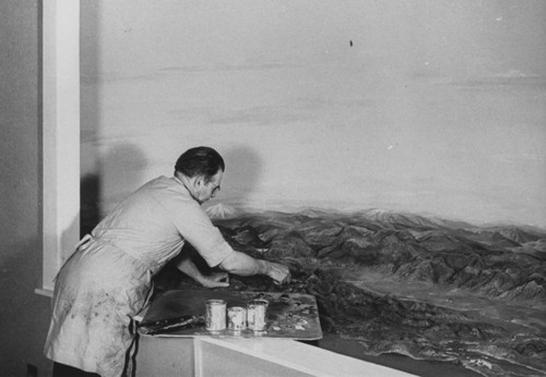 Diorama at Shasta Dam construction site