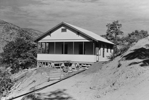 Shasta Dam: Hospital isolation ward annex at Contractors' Camp