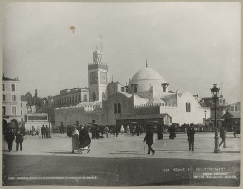 1001. Alger. Place du Gouvernement et mosquée El-Djedid