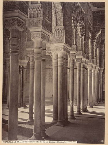 Granada._556._Galerìa derecha del patio de los Leones, (Alhambra)