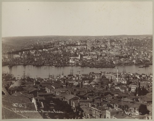 No. 52. Vue panoramique de Pera et de Galata